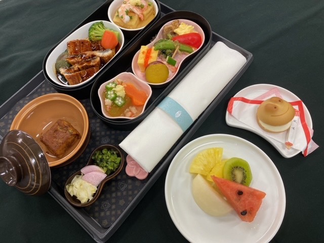 慶祝台日觀光高峰會愛知縣舉辦，中華航空名古屋限定航班機上美食